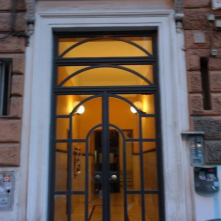 Albergue Happy Roma Exterior foto